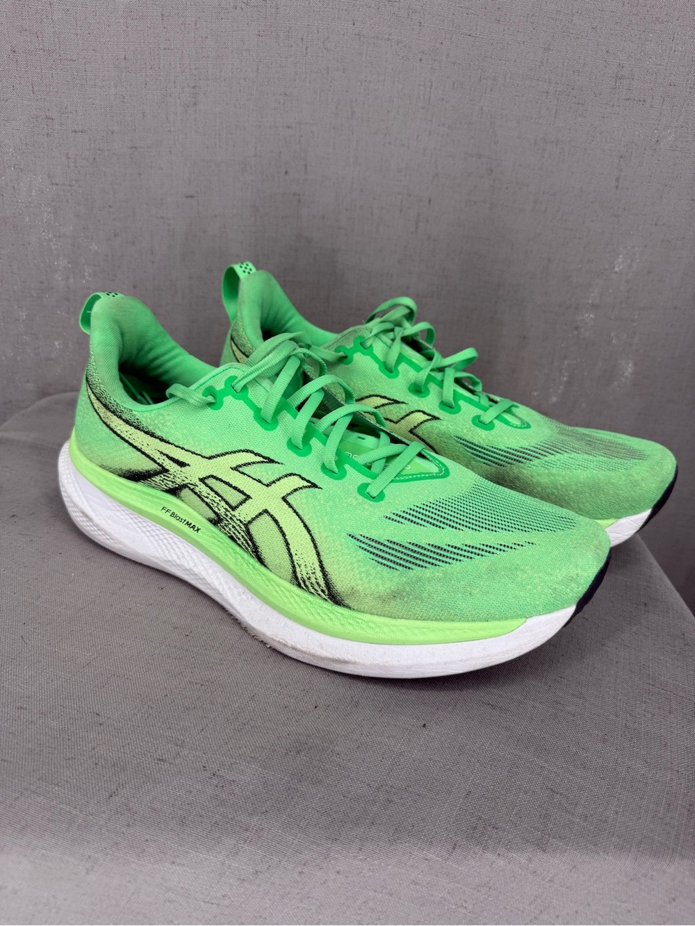 ASICS Men's Running Shoes HYPER SPEED 5 1011C084 Vital Green/Carrier Grey Sz 13